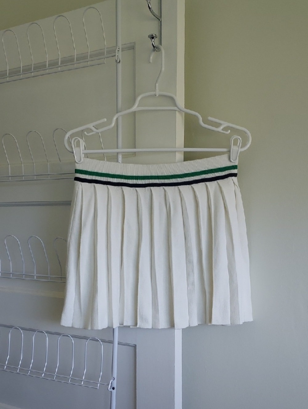 Alexia Admor Serena Pleated Tennis Skirt Ivory Medium Knit Miniskirt